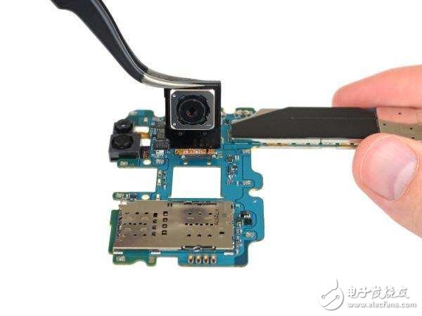 三星S8拆機(jī)圖評測：我覺得三星S8真心不貴，這工藝確實(shí)一流！