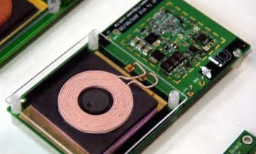 面對無線充電設計的挑戰(zhàn)，IDT頂尖技術大咖的“功...