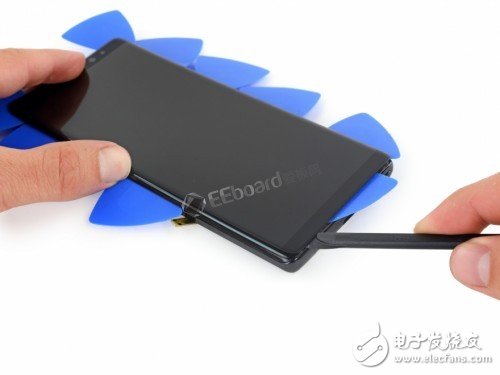 三星Galaxy Note8拆解詳情：你這是想不讓我換掉原裝電池呀！