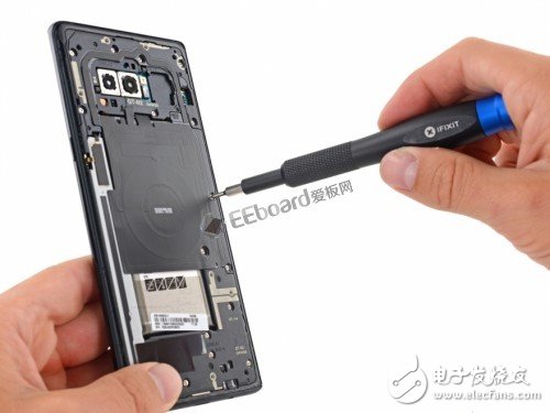 三星Galaxy Note8拆解詳情：你這是想不讓我換掉原裝電池呀！