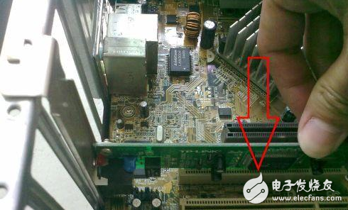 如何用網(wǎng)卡實(shí)現(xiàn)雙機(jī)互聯(lián)