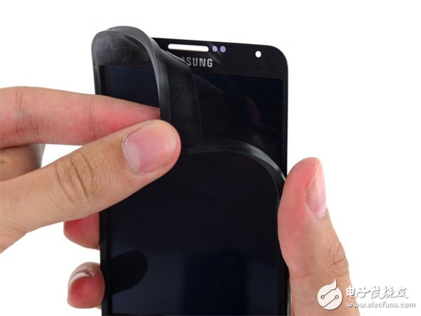 拆解新版Oculus Rift，竟內(nèi)置三星Note3手機(jī)屏