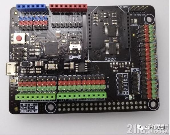 基于具有Arduino Leonardo的樹(shù)莓派擴(kuò)展板的介紹