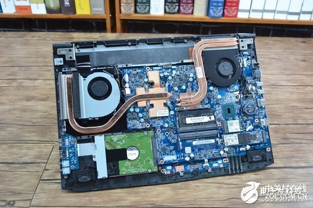 未來人類魔鬼魚DR5拆機(jī)圖賞 雙風(fēng)扇散熱管惹眼