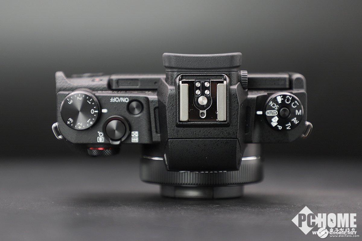 專業(yè)選擇 佳能PowerShot G1 X Mark III開(kāi)箱