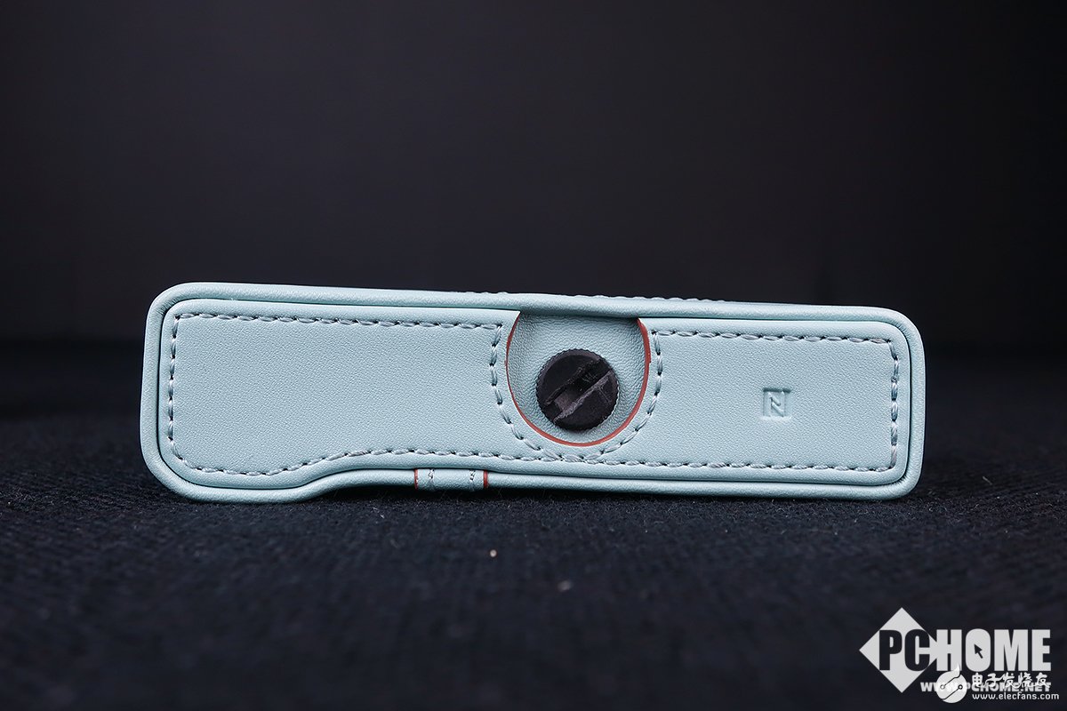 換一種色彩感受世界 佳能EOS M100開箱