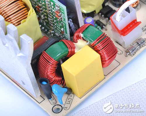 應用攢機變頻節(jié)能 鑫谷 勁翔400A賞析