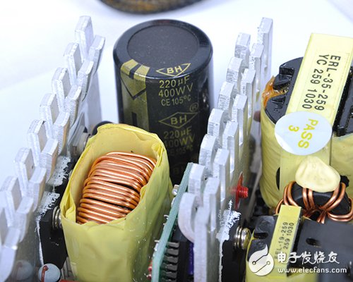 應用攢機變頻節(jié)能 鑫谷 勁翔400A賞析