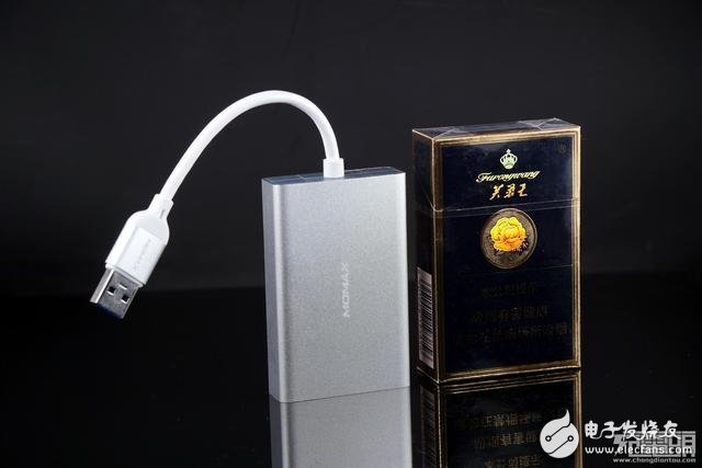 MOMAX專業(yè)版ONLINK讀卡器CU1S拆解