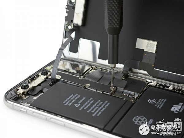 iPhone X最專業(yè)深度拆解！驚現(xiàn)神秘芯片