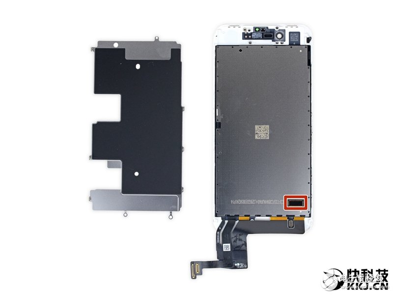 iPhone 8完全拆解：罕見2GB內(nèi)存造就奇跡！