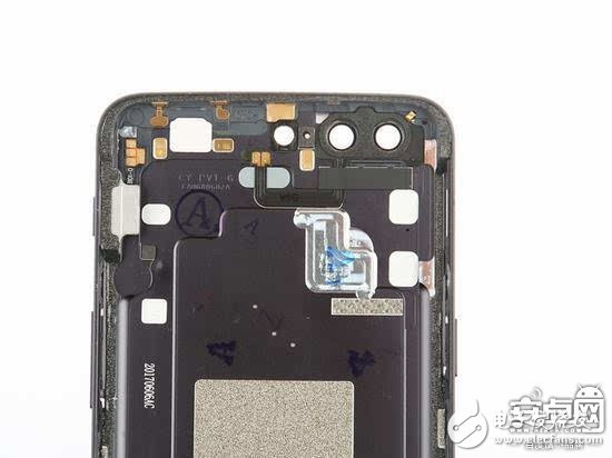 做工對得起2999元售價嗎？一加5完全拆解