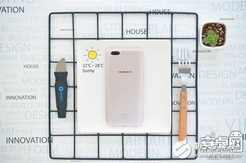 2999元！OPPO R11拆解：居然具備生活防水？(組圖)