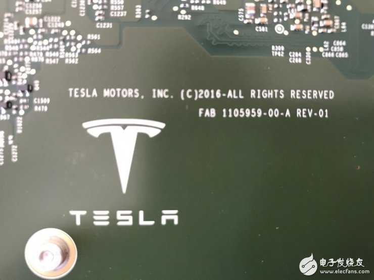 特斯拉Autopilot2.0計算單元全拆解，英偉達PX 2到底長什么樣？