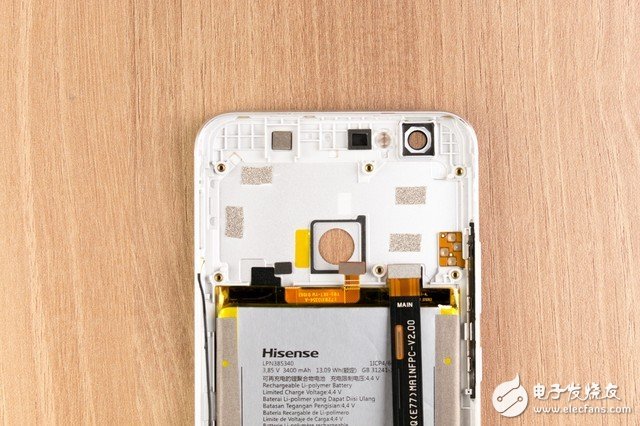 能否成為拍照攪局者？海信H10拆解圖賞