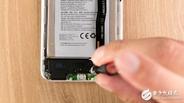 能否成為拍照攪局者？海信H10拆解圖賞