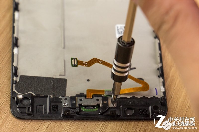 250萬刀定制副屏花得值！魅族PRO 7 Plus拆解