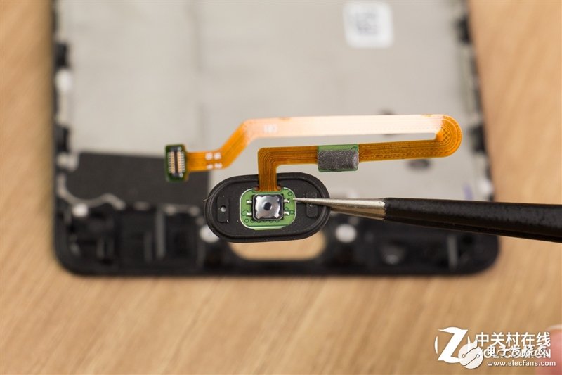 250萬刀定制副屏花得值！魅族PRO 7 Plus拆解