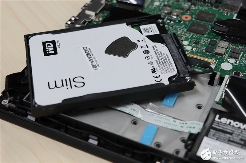 厚積薄發(fā)的秘密 ThinkPad T470拆機(jī)圖賞