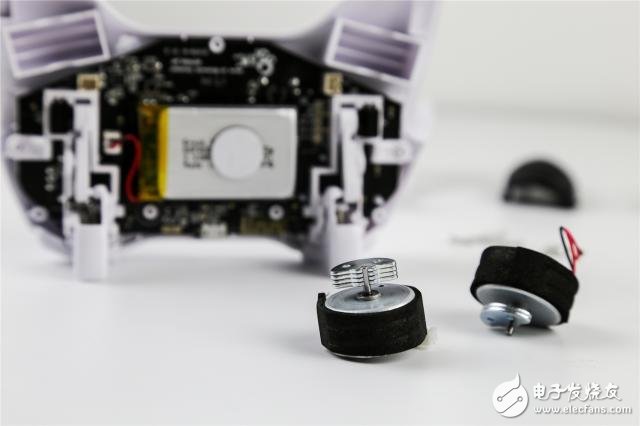 北通阿修羅2游戲手柄拆機(jī)評(píng)測(cè)