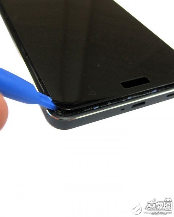 NOKIA 6拆解，亂世英豪是真品質(zhì)還是舊情懷？