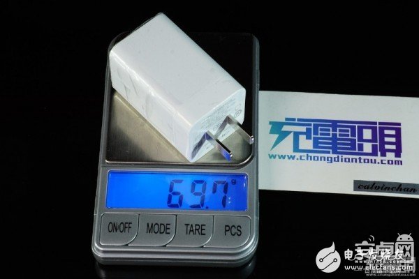 誰(shuí)是李鬼？真假OPPO VOOC閃充充電器對(duì)比拆解