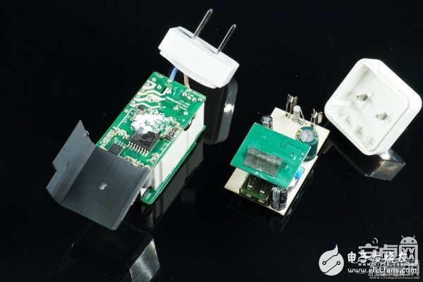 誰(shuí)是李鬼？真假OPPO VOOC閃充充電器對(duì)比拆解