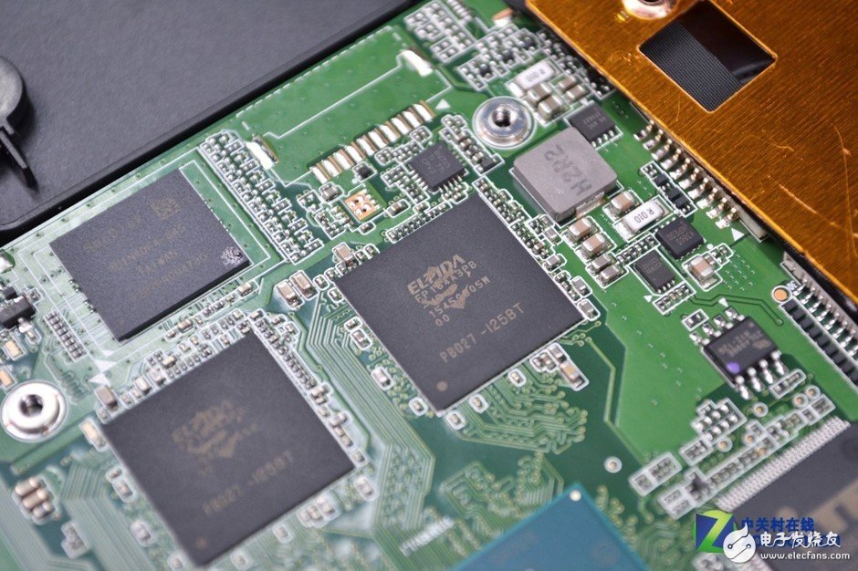 低價(jià)輕薄本質(zhì)量如何 臺(tái)電F7拆機(jī)圖賞