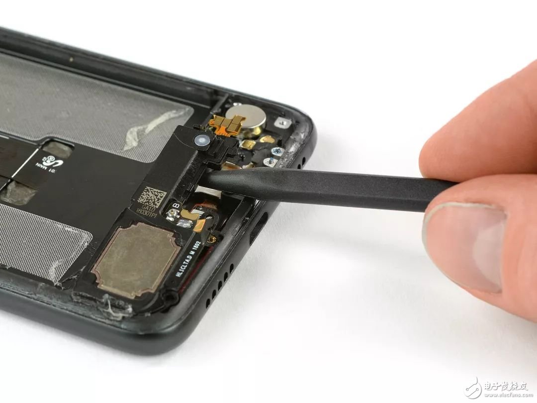 全球首發(fā)真機(jī)拆解！華為P20 Pro真機(jī)上手拆解