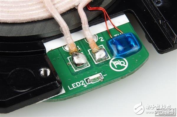 99元值了！小米無線充電器開箱拆解