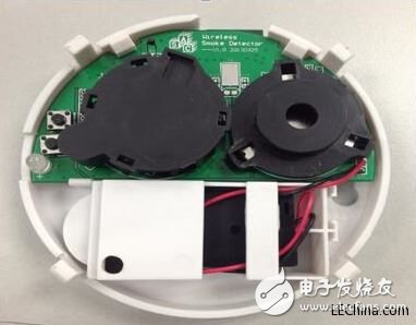 智能家居對(duì)IoT的體現(xiàn)，可以通過(guò)IoT技術(shù)將家中的各種智能設(shè)備連接在一起