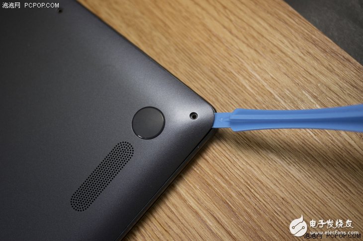 精工細作！華碩暢370驍龍本拆機詳解